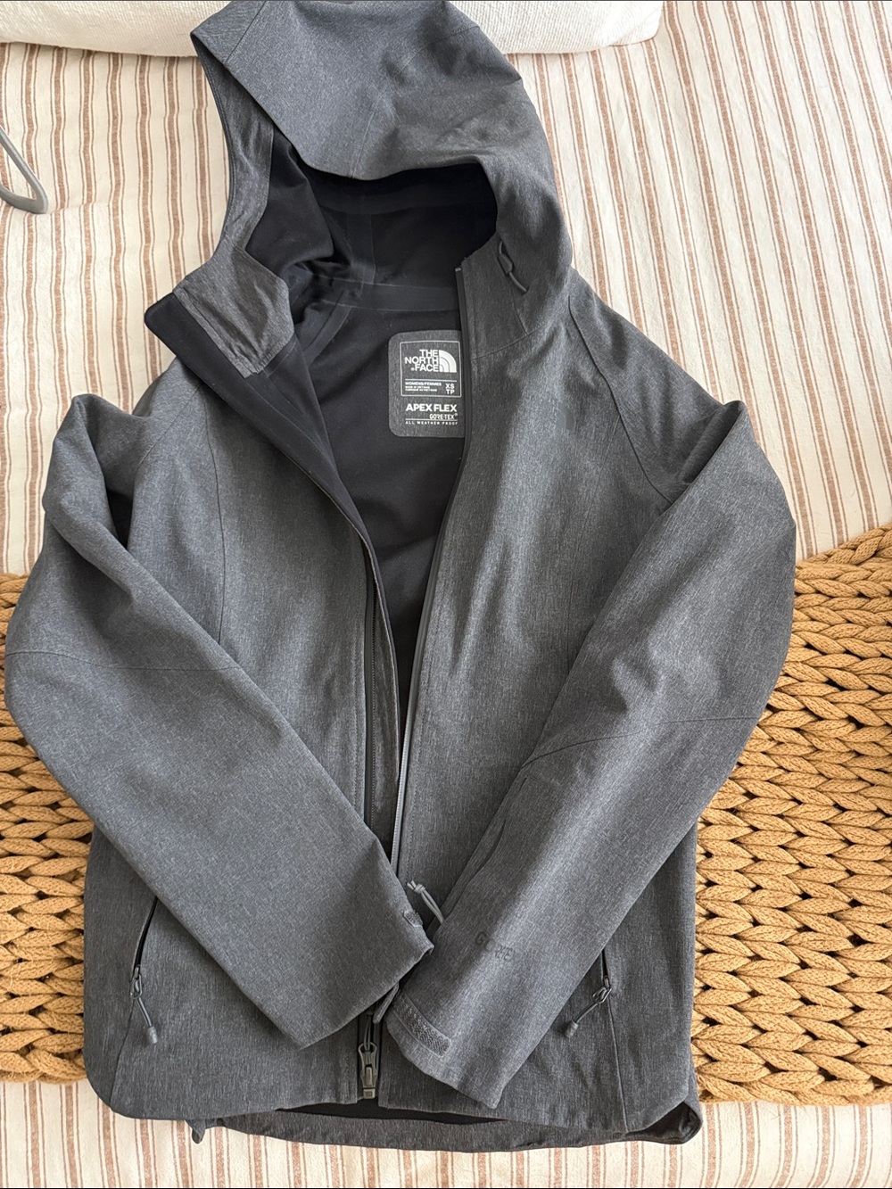 The North Face Women’s Apex Flex Hooded Softshell Jacket - Charcoal Gray